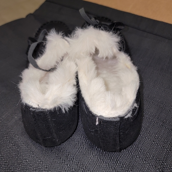 Moccasins - Picture 4 of 8